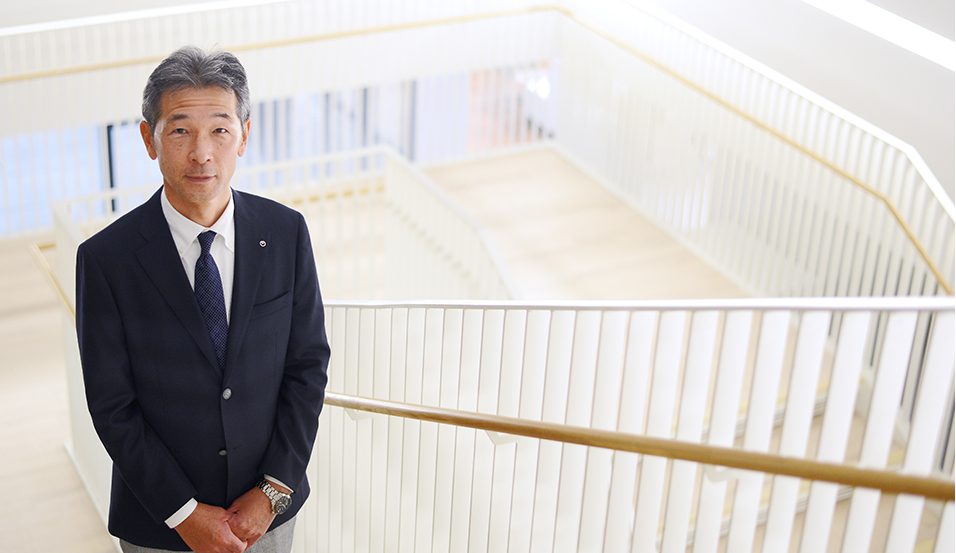 平橋盛通 部長